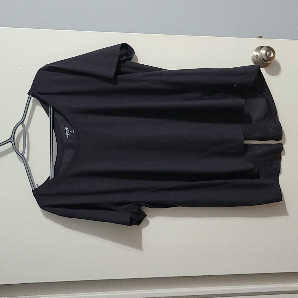 Old Navy Active XL T-Shirt